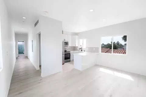 2860 Webster Ave, San Diego, CA 92113 photo 8