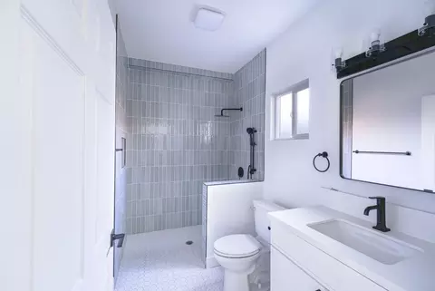 2860 Webster Ave, San Diego, CA 92113 photo 2