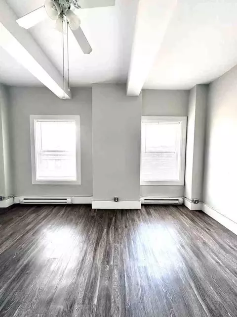 50 Franklin St, Worcester, MA 01608 photo 11