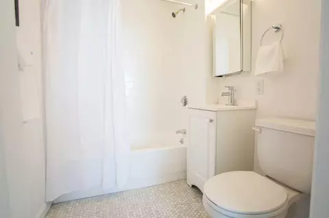 50 Franklin St, Worcester, MA 01608 photo 8