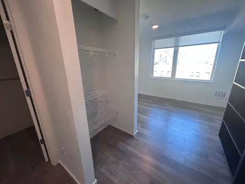 1103 Summit Ave, Seattle, WA 98101 photo 3