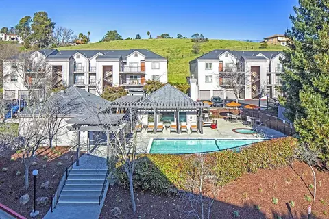6000 Sunhill Cir, El Sobrante, CA 94803 photo 2