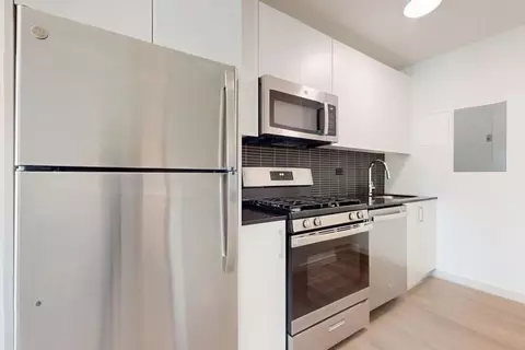 640 E Armour Blvd, Kansas City, MO 64109 photo 5