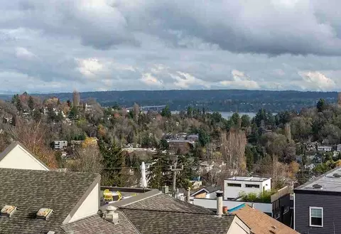 2302 E Denny Way, Seattle, WA 98122 photo 2
