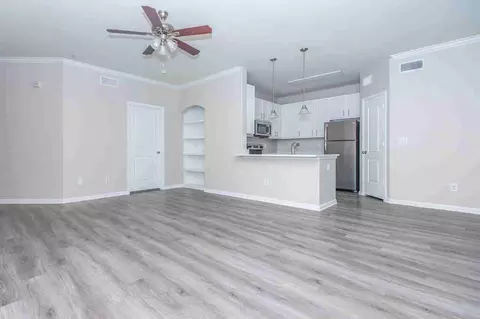 501 Sarah Deel Dr, Webster, TX 77598 photo 10