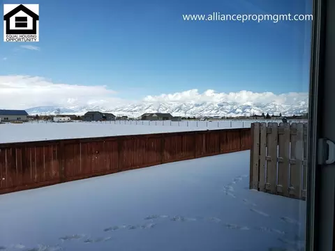 893 N River Rock Dr, Belgrade, MT 59714