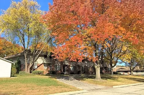 917 Silver Lake Dr, Portage, WI 53901