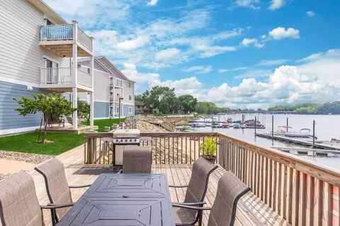 403 Gillette St, La Crosse, WI 54603