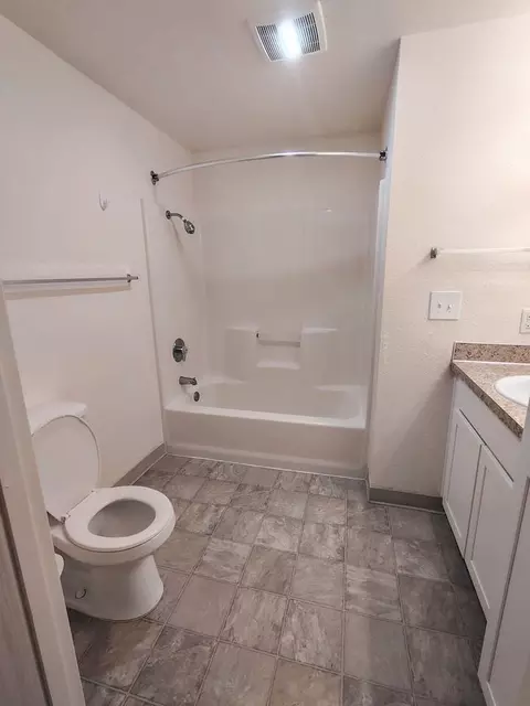 3211 Autumn Chase Way NE, Salem, OR 97305