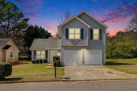 2839 Rambling Way, Lithonia, GA 30058
