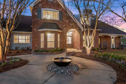 13603 Minton Ln, Walker, LA 70785