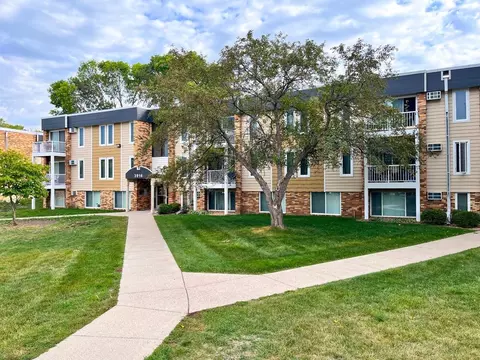 3898 Valley View Dr S, Eagan, MN 55122 photo 20
