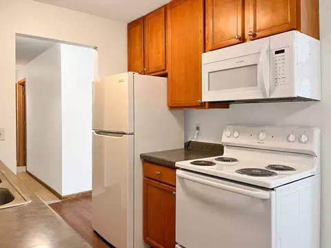 3898 Valley View Dr S, Eagan, MN 55122 photo 8