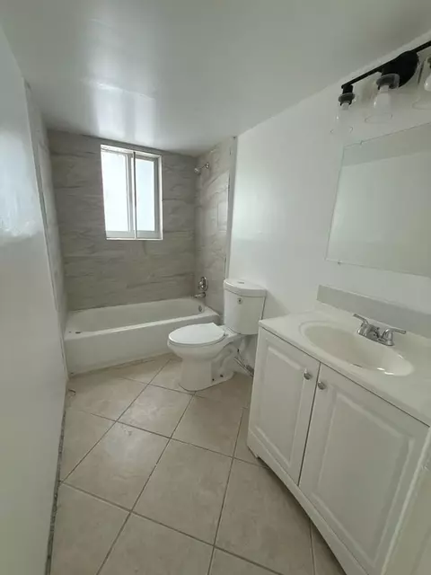2861 S Seacrest Blvd, Boynton Beach, FL 33435