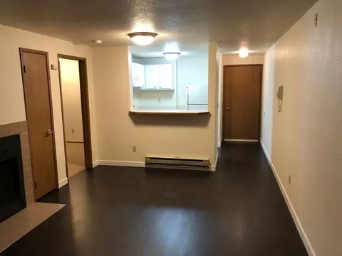 10730 Greenwood Ave N, Seattle, WA 98133