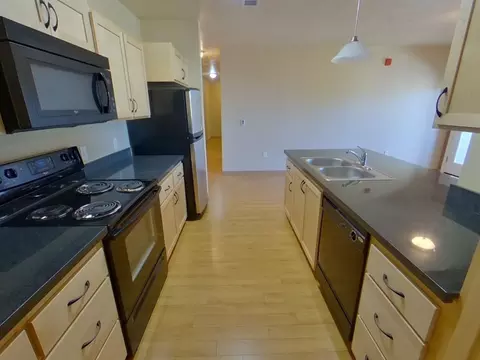 362 E 12th Ave, Eugene, OR 97401 photo 3