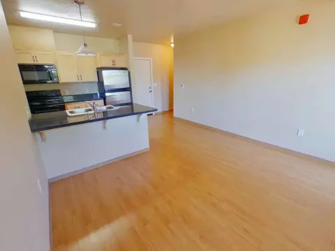 362 E 12th Ave, Eugene, OR 97401 photo 2