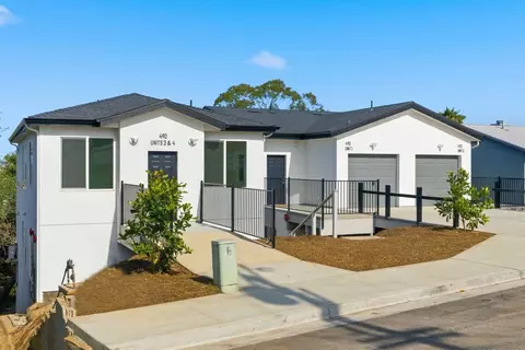 490 Lado De Loma Dr, Vista, CA 92083