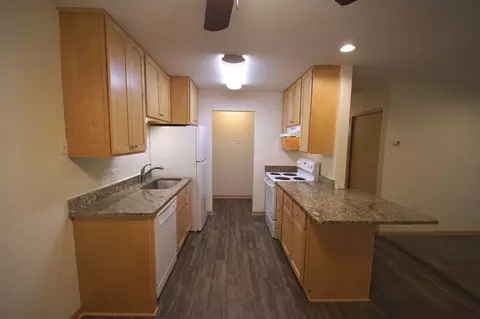 301 E Burnsville Pkwy, Burnsville, MN 55337