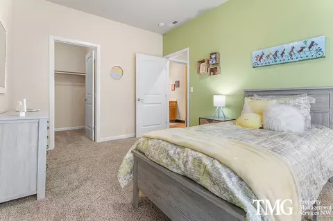 8180 W 4th Ave, Kennewick, WA 99336