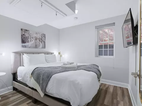 1425 P St NW, Washington, DC 20005 photo 3