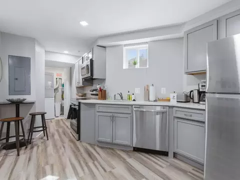 1425 P St NW, Washington, DC 20005 photo 5