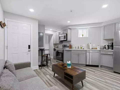 1425 P St NW, Washington, DC 20005 photo 7
