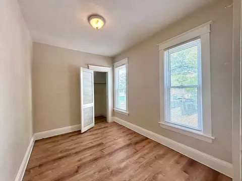 2550 Crozier Ave, Muskegon, MI 49441