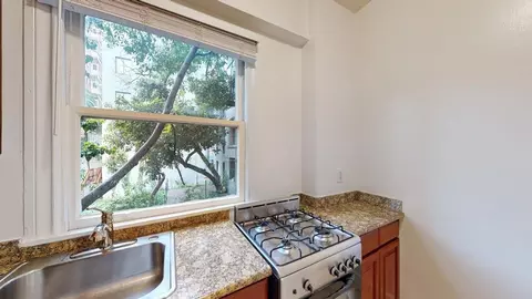 947 Bush St, San Francisco, CA 94109