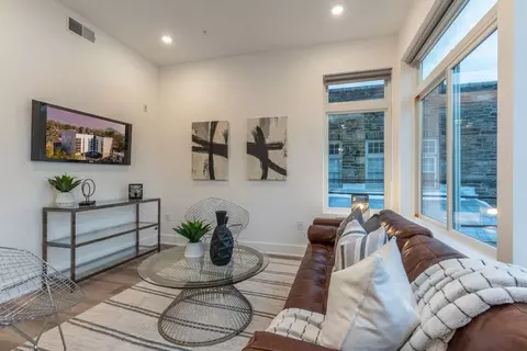 5545 Pulaski Ave, Philadelphia, PA 19144