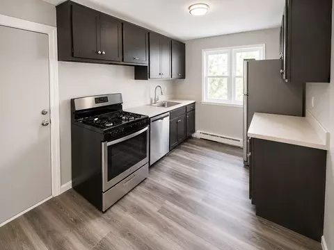 900 W 25th St, Minneapolis, MN 55405 photo 10