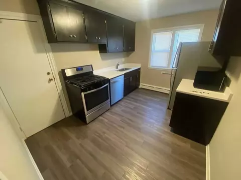 900 W 25th St, Minneapolis, MN 55405 photo 13