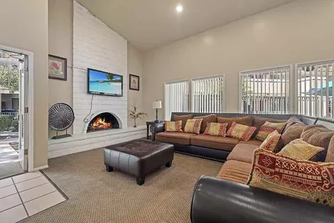 921 Paseo Camarillo, Camarillo, CA 93010 photo 4