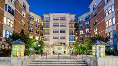 4411 Connecticut Ave NW, Washington, DC 20008 photo 2