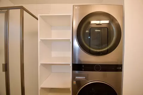 527 N Serrano Ave, Los Angeles, CA 90004