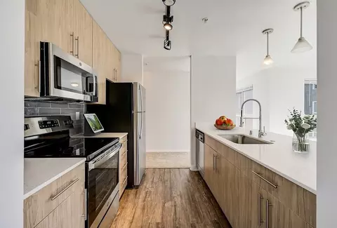 422 Yale Ave N, Seattle, WA 98109 photo 13