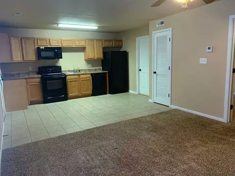 16529 Hunters Ridge Ln, Saint Robert, MO 65584 photo 2