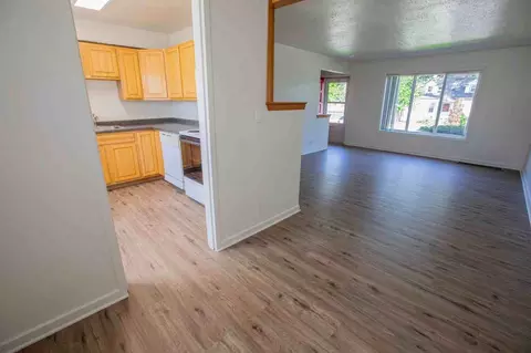 33 Wentworth Ct E, Minneapolis, MN 55419 photo 25