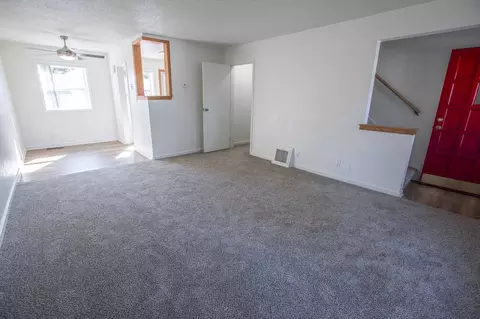 33 Wentworth Ct E, Minneapolis, MN 55419 photo 14