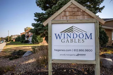 33 Wentworth Ct E, Minneapolis, MN 55419 photo 30