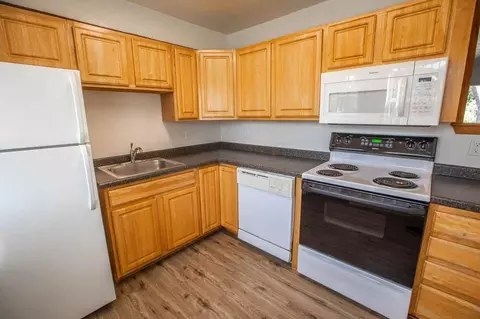 33 Wentworth Ct E, Minneapolis, MN 55419 photo 22