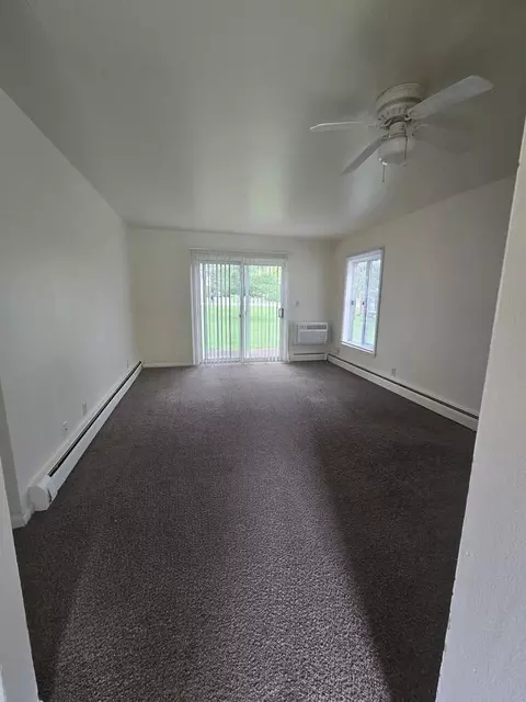 444 Gramercy Dr, Rockford, IL 61107