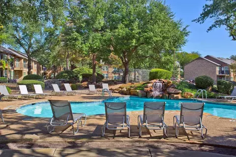 4820 Westgrove Dr, Addison, TX 75001 photo 5