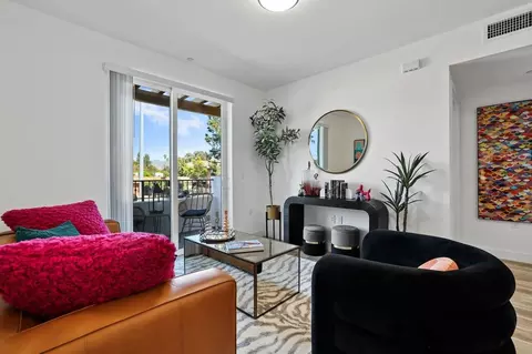 17454 Chatsworth St, Los Angeles, CA 91344