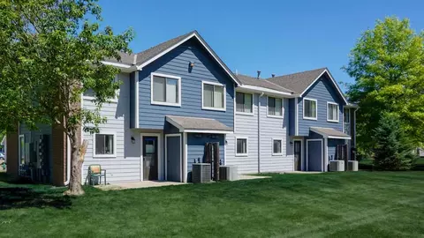 2330 Prairie Vw W, Ames, IA 50010