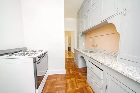 2247 Derby St, Berkeley, CA 94705 photo 4