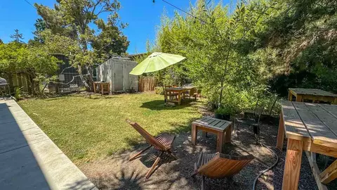 2247 Derby St, Berkeley, CA 94705 photo 14