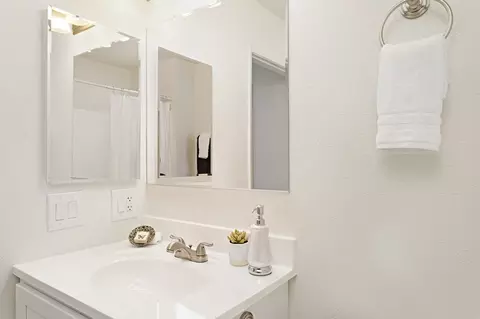 266 N El Camino Real, Oceanside, CA 92058 photo 23