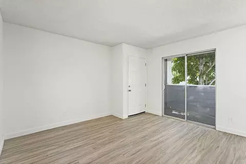 266 N El Camino Real, Oceanside, CA 92058 photo 11
