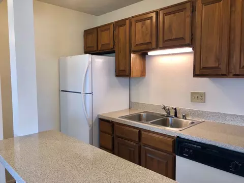 1406 Bellevue Ave, Seattle, WA 98122